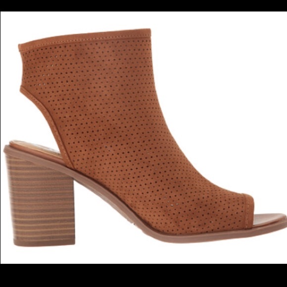 🎉HOST PICK🎉Sam Edelman Suede Perforated Booties - Picture 3 of 5